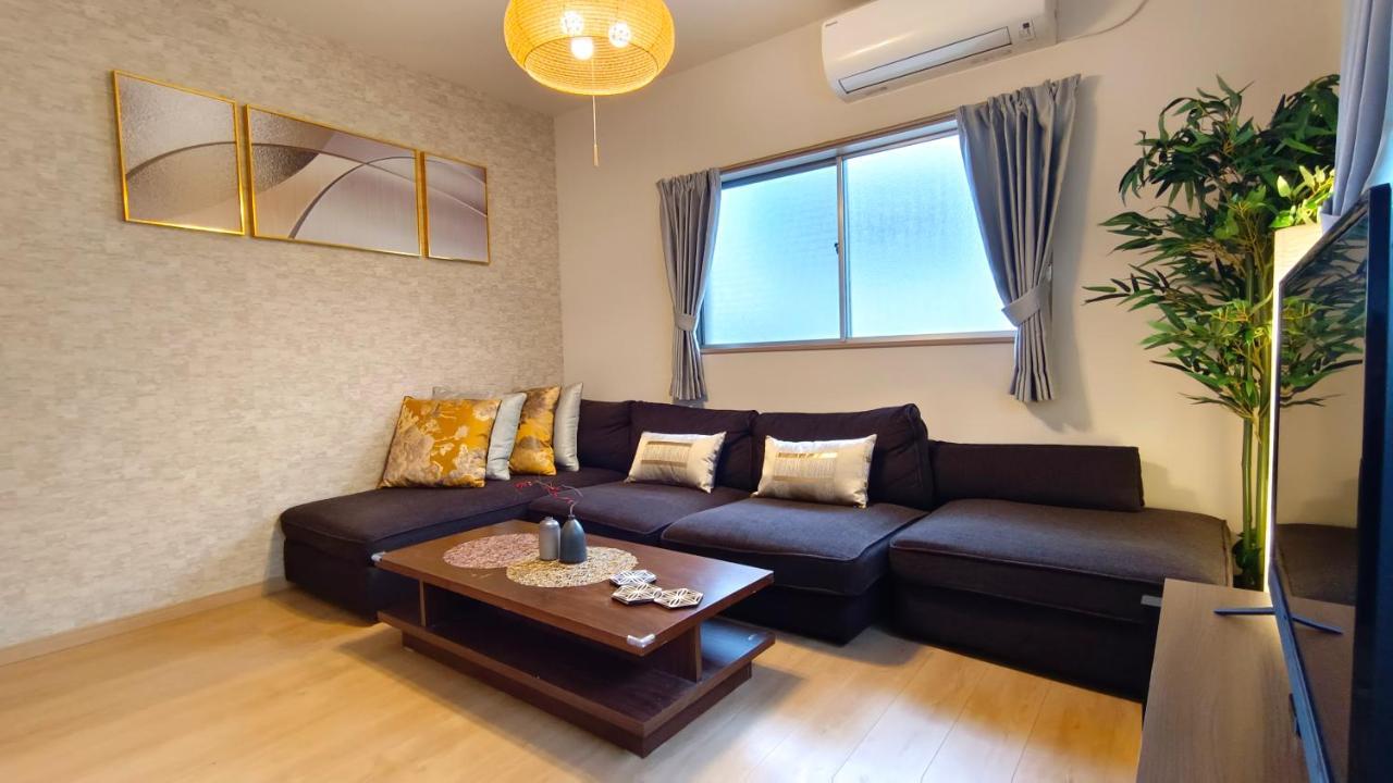Tsukiyume Kan - House With Parking, 10Mins To Usj, Tennoji, Namba Ōsaka Exterior foto