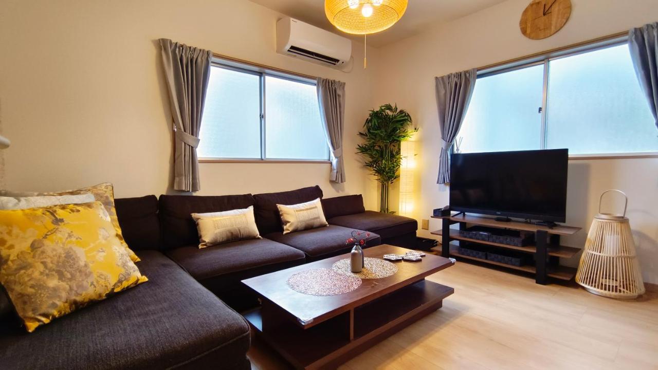 Tsukiyume Kan - House With Parking, 10Mins To Usj, Tennoji, Namba Ōsaka Exterior foto