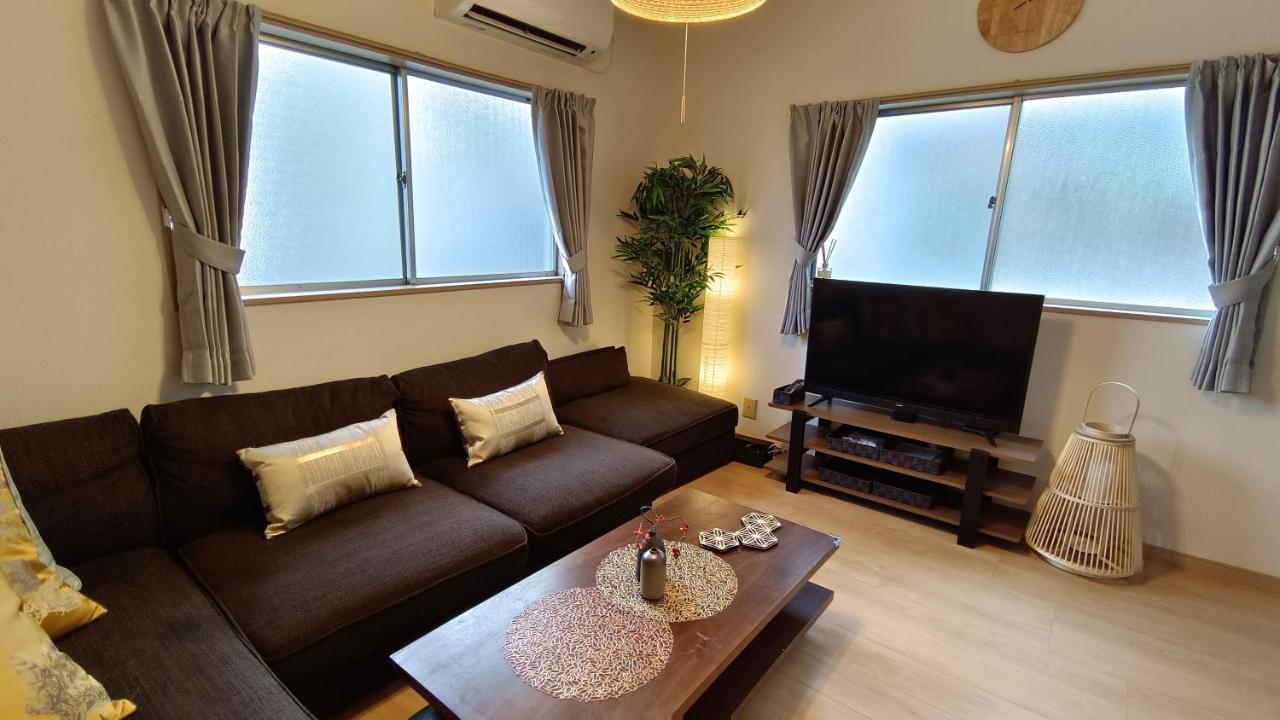 Tsukiyume Kan - House With Parking, 10Mins To Usj, Tennoji, Namba Ōsaka Exterior foto